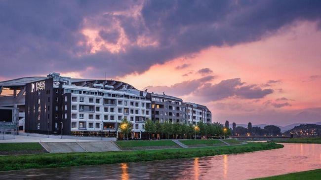 Next Door Park Hotel Скопие Екстериор снимка