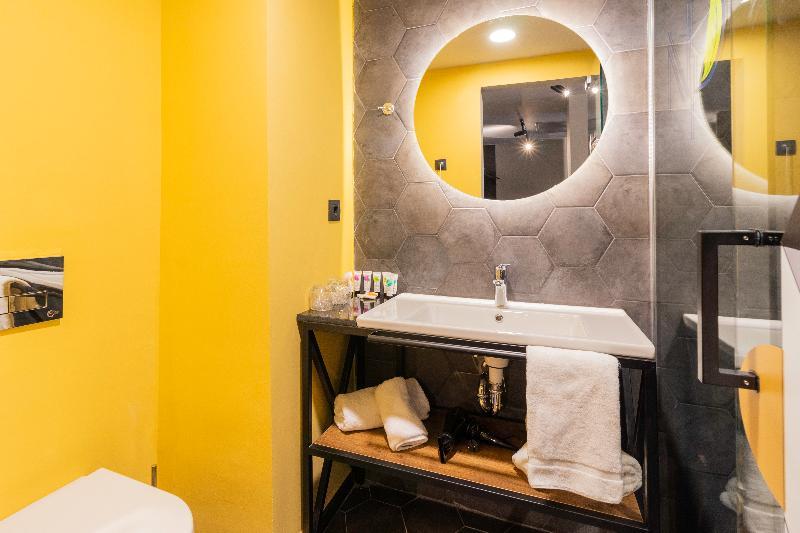Next Door Park Hotel Скопие Екстериор снимка